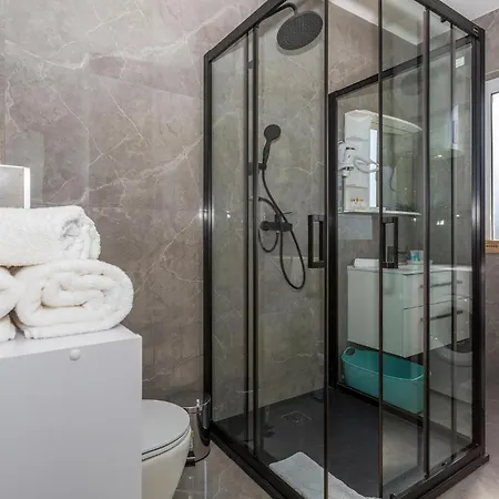 Apartamento Stunning In Barbat With Wifi *