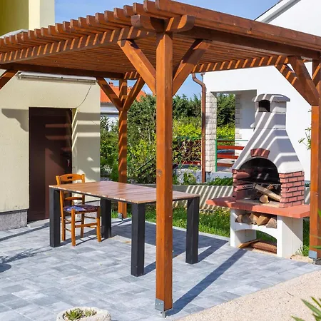 Apartamento Stunning In Barbat With Wifi Barbat na Rabu