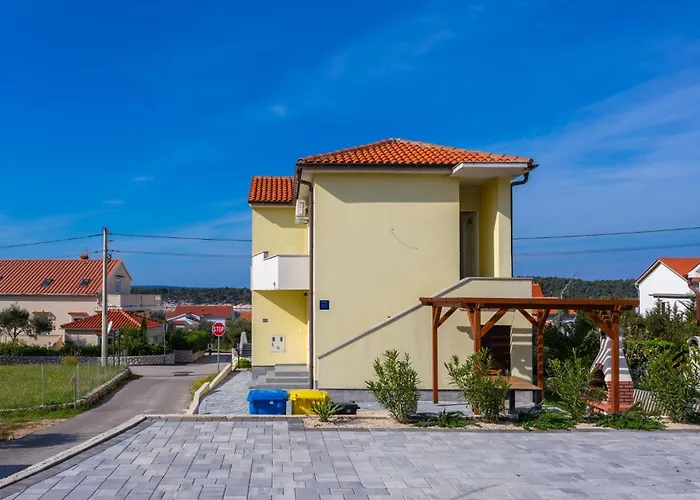 Apartman Gorgeous In Barbat With Wi-fi